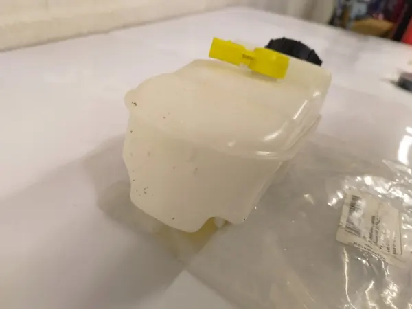Bremsflüssigkeitsbehälter OEM 7E0611303D für VW T6 T5 image 4