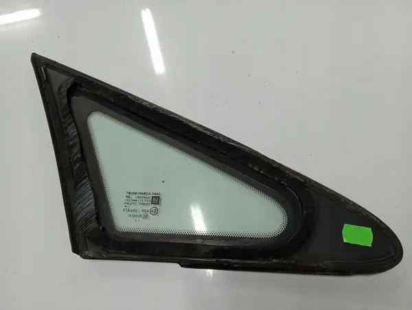 Opel Corsa D vänster fram liten triangelruta OEM image 6