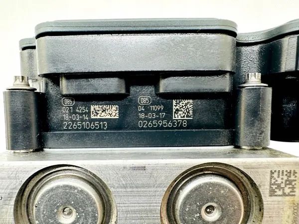 Pompe ABS Mercedes Sprinter OEM 0265956378 A9069004804 image 4