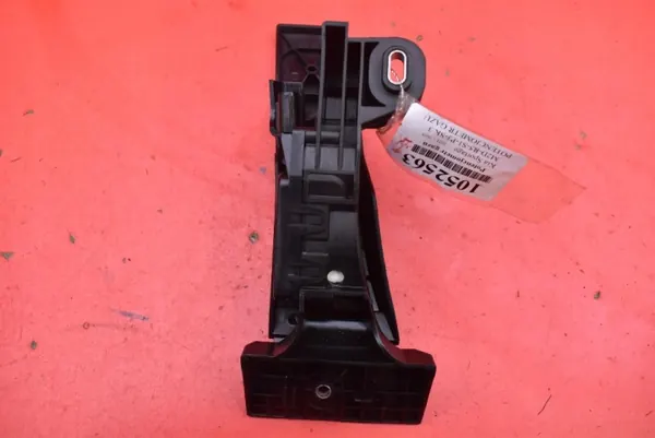 Gaspedaalpotentiometer OEM 32700-R5110 image 5