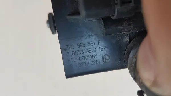 Vattenpump VW T5 LIFT 2.0 TDI BITURBO 7E0965561F image 7