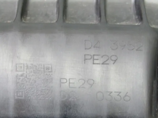 Mazda Ventildeckel OEM PE2910210 für 2.0 Skyactiv-G image 7
