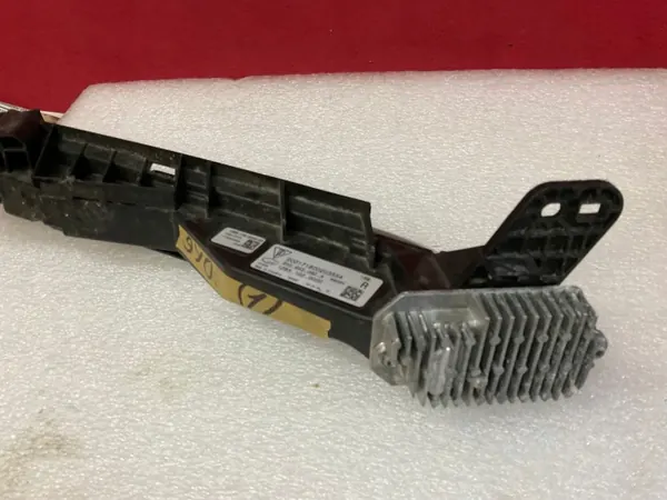 Module LED clignotant Porsche Cayenne OEM 9Y0953082A image 3