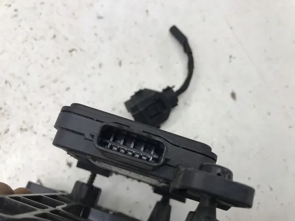 Sensor Radar Kia OEM 99110G6500 para Picanto III image 4