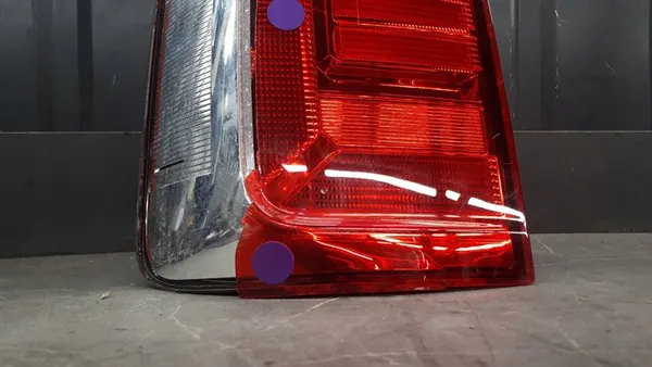 Lámpara trasera izquierda Volkswagen Caddy IV image 2
