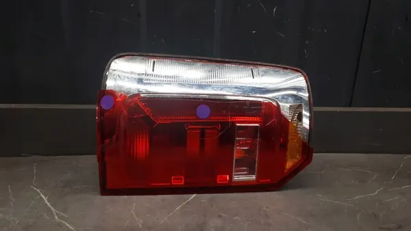 Lámpara trasera izquierda Volkswagen Caddy IV image 4