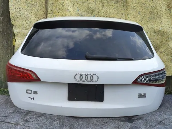 Audi Q5 Takaluukku 2008-2016 OE 8R0827023C image 2