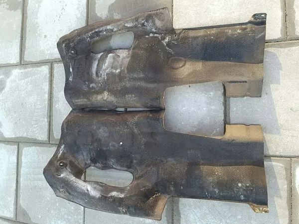 Protetor Térmico Audi A4 B8 8K0803979E image 4