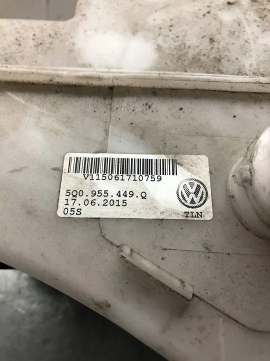 Xenon Washer Fluid Tank for Audi A3 8V 5Q0955449Q image 5