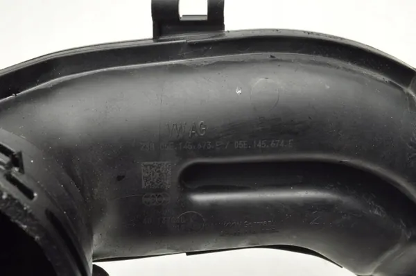 Ilmanottoletku OEM 05E145673E VW Golf VII:lle image 3