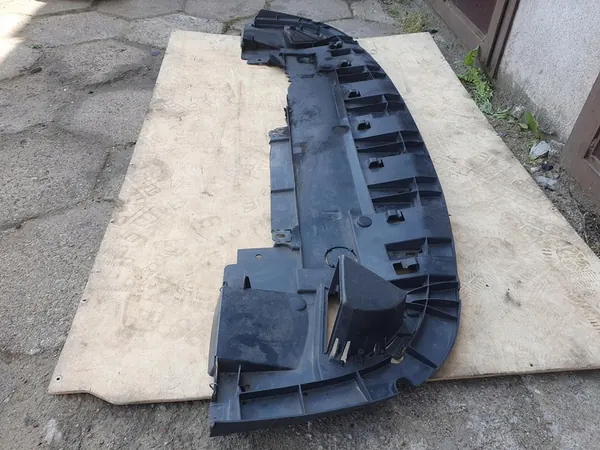 Nedre stötfångardeksel Renault Trafic III image 2