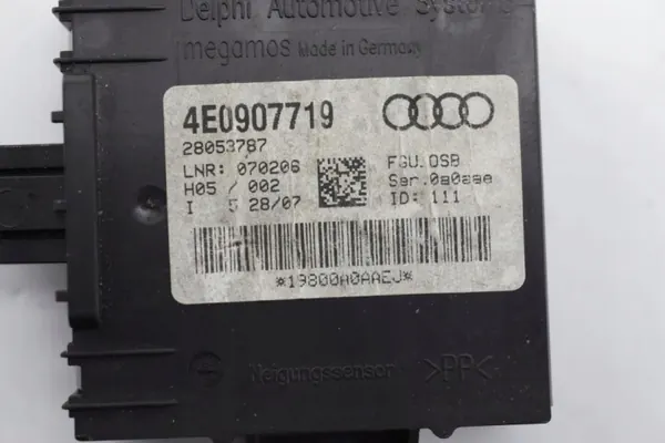 Módulo de alarme Audi A8 D3 OEM 4E0907719 Usado image 4