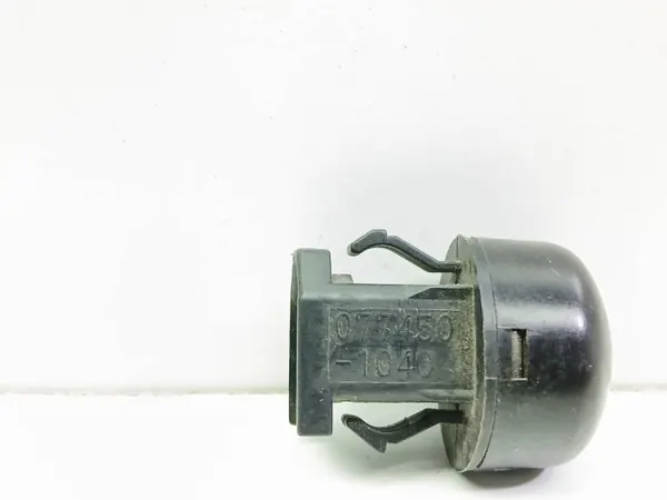 Toyota Avensis Zonsensor OEM 077450 - Gebruikt image 4