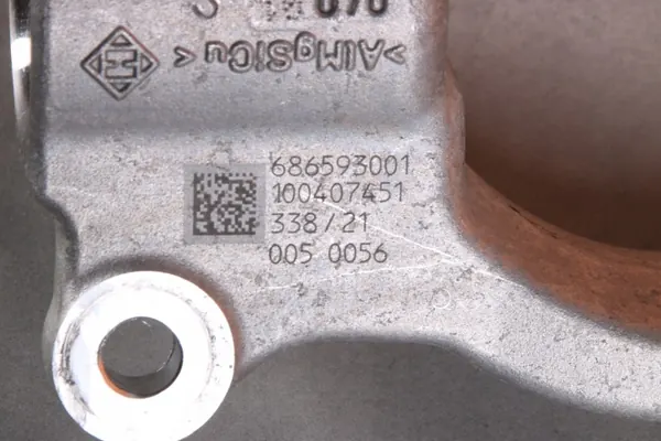 OEM 6865930 Etu-oikea iskunvaimenninpidike BMW 5-sarja image 5