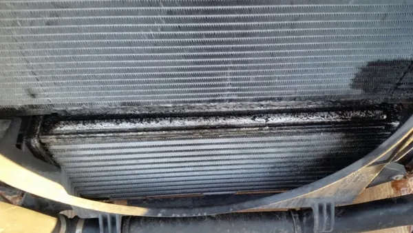 Iveco OE 504045489 Radiador de agua image 5