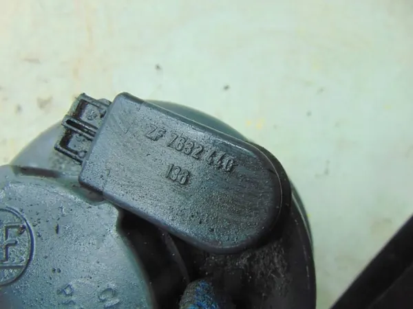 Réservoir de direction assistée ZF pour Mercedes 1823 Econic image 8