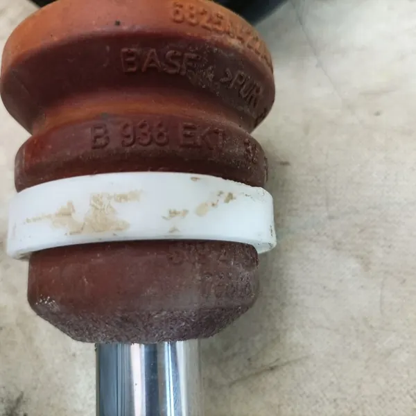 Jeep Compass 17- Supporto Ammortizzatore Anteriore USA image 10