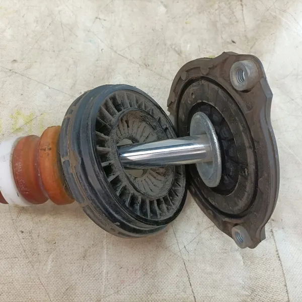 Jeep Compass 17- Supporto Ammortizzatore Anteriore USA image 4