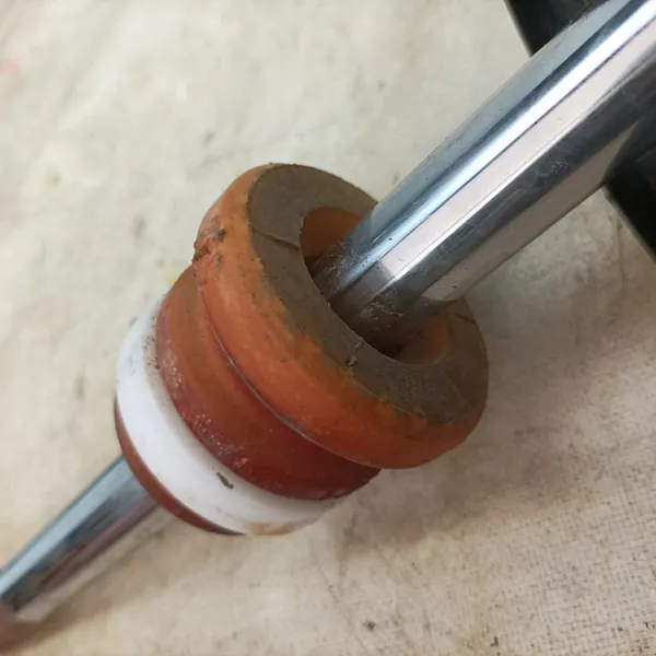 Jeep Compass 17- Supporto Ammortizzatore Anteriore USA image 5