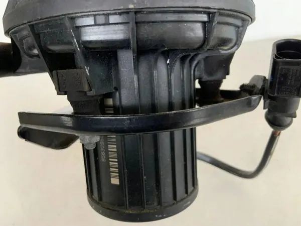Sekundärluftpump OEM 4M0906617J för Audi Q7 4M image 4