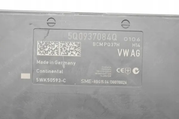 Module Confort OEM 5Q0937084Q pour Skoda Octavia I 1.6L image 4