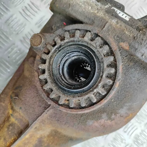 Diferencial trasero Subaru Forester SG 2002 image 9