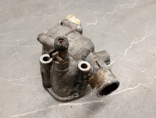 Thermostaathuis OEM 1802030173 voor Mercedes image 4