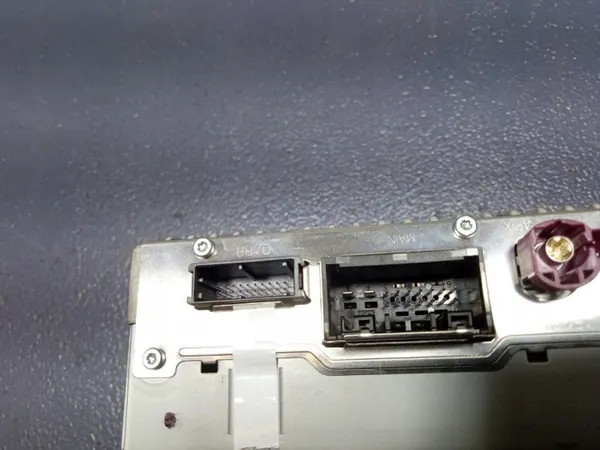 BMW MGU Radio Navigation Tuner OEM 5A84B69 image 6