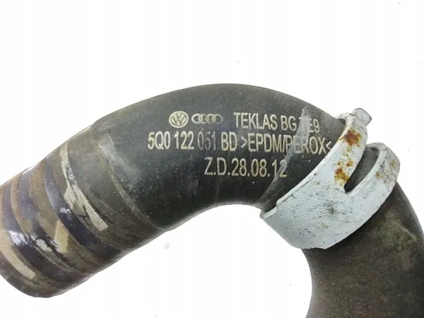 Vesiputki intercooler 5Q0121049AC Golf VII A3 8V Leon III image 3