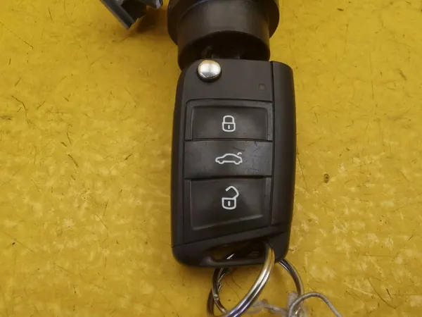 AUDI VW SKODA Avaimen kytkin 5Q1905865 image 5