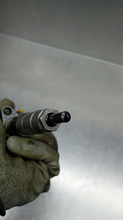 Injector OEM 8200084534 voor Renault 2.2 DCI image 3
