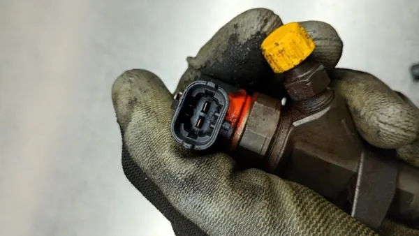 Injector OEM 8200084534 voor Renault 2.2 DCI image 5
