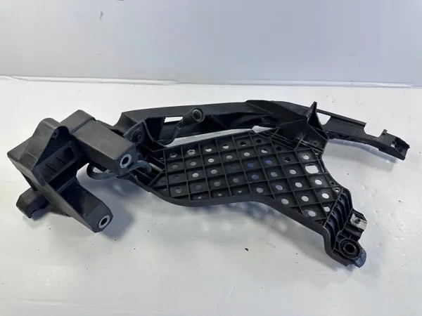 Schieber für rechte Frontleuchte Audi Q3 8U OEM 8U0805607A image 6