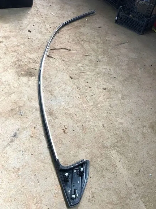 Barra de tejadilho esquerda OEM 98301629XK para Peugeot 508 II image 3