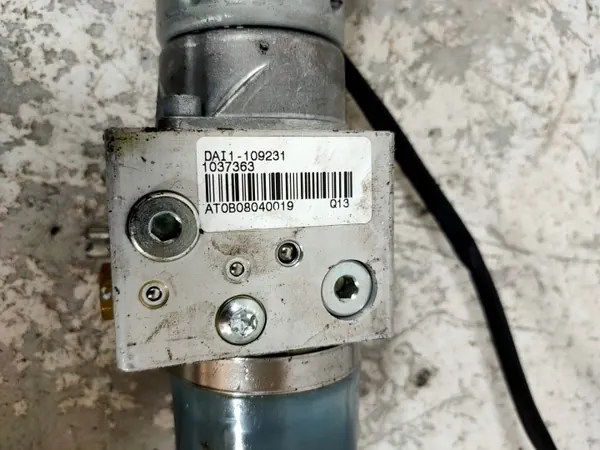 Katon pumppu OEM 8E0919051A Audi TT 8J Cabriolle image 4