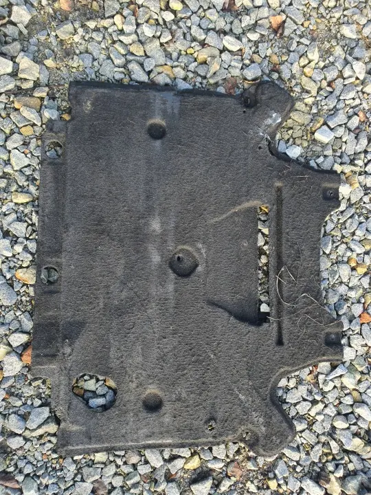 Audi A4 B8 A5 S5 växellådsskydd OEM 8K2863822M image 4