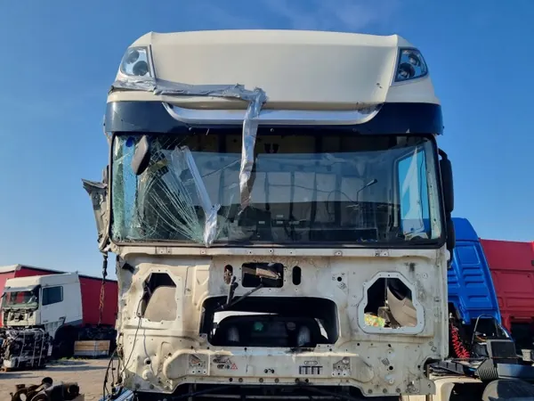 Squelette de Cabine DAF OEM Sans Portes XF 106 Lift image 2