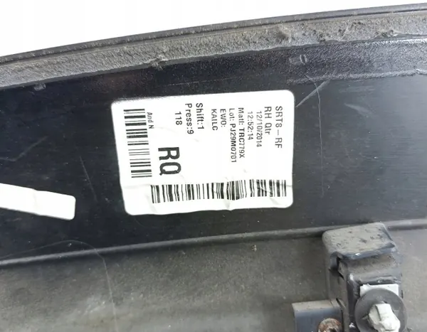Garde-boue arrière droit OEM PJ29M0701 Jeep Grand Cherokee image 4