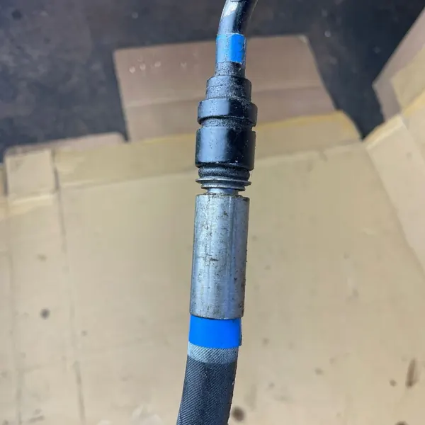 Mercedes W221 S ABC Ophanging Olieleiding OEM 2219972482 image 3