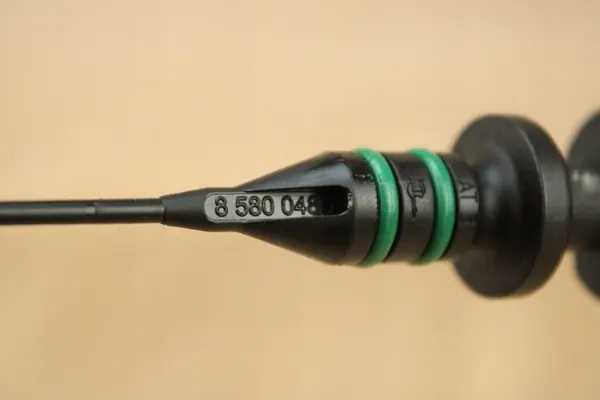 Sensor Nivel Aceite BMW OEM 8580043/8580048 Usado image 4