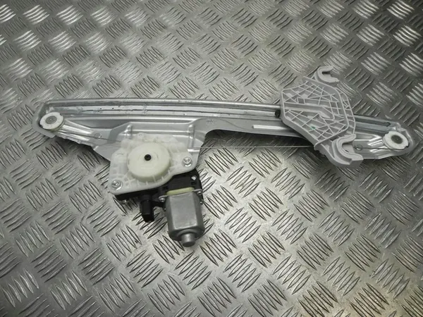 HYUNDAI KONA Etupuskuriheijastin Vasemmalle OE 92407J9210 image 2