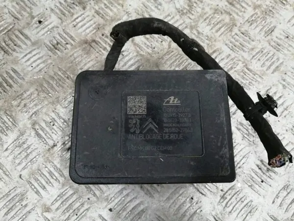 Käytetty autonos Peugeot OE 9807180380 image 3