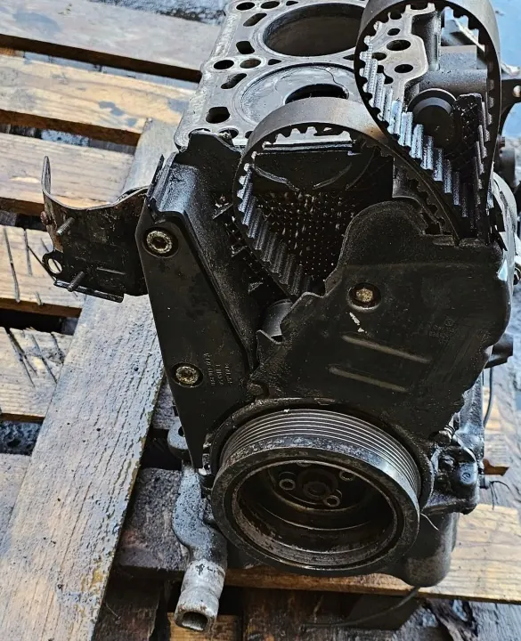 BKE motorblock för Audi A4 B6 1.9 TDI - Begagnad image 5