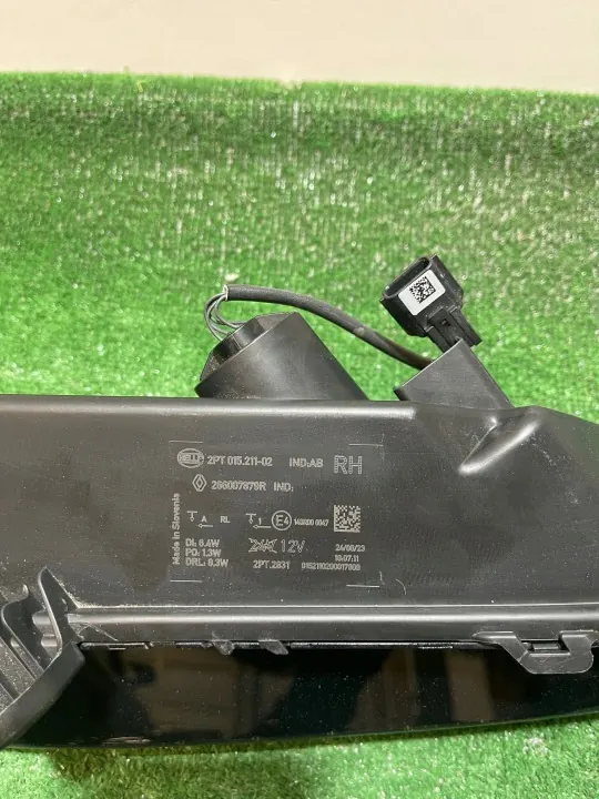 OEM 266007879R Oikea etu-LED Renault Megane V:lle image 5