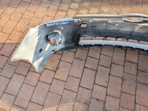 TOYOTA PRIUS Paraurti Anteriore 52119-47917 image 6