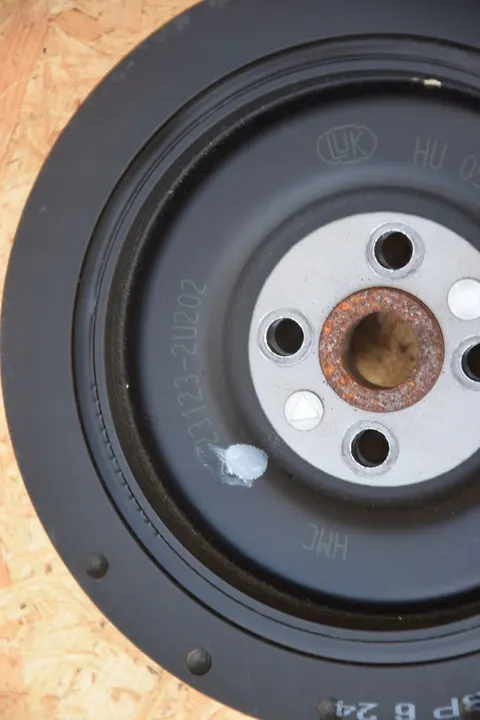 Polia do virabrequim Kia Hyundai 1.6 CRDI D4FE OEM 23123-2U202 image 2