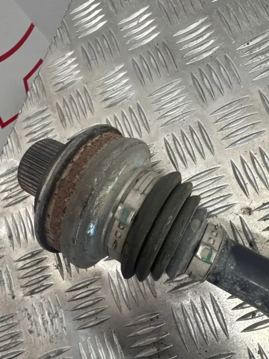 Taka-akselin puoliveto vasen OEM 4K0501203 Audi A6 S6 C8 image 5