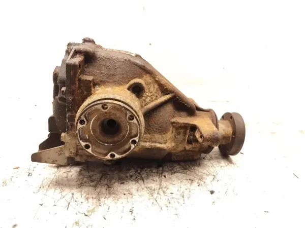 BMW 5 Series Rear Differential 530d 7542510 image 4