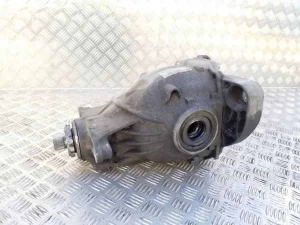 BMW 5 F10 F11 Bakre Differential 757814907 image 3