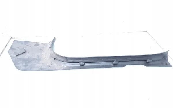 Mercedes-Benz C W205 2018 Linker voorportierdrempel OEM A2056860036 image 3